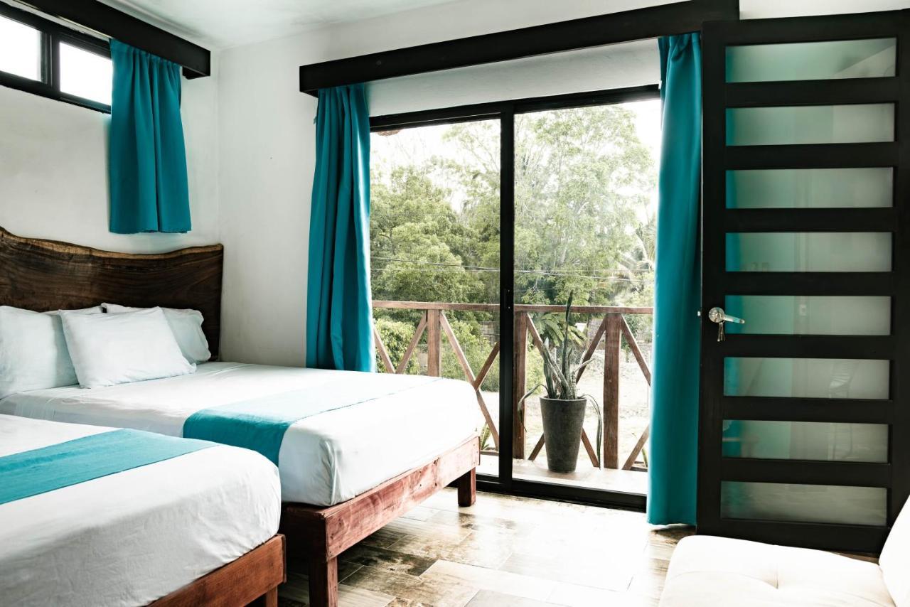 Hotel Y Beach Club Casa Mia Xulha -Bacalar Xul-Ha Eksteriør bilde