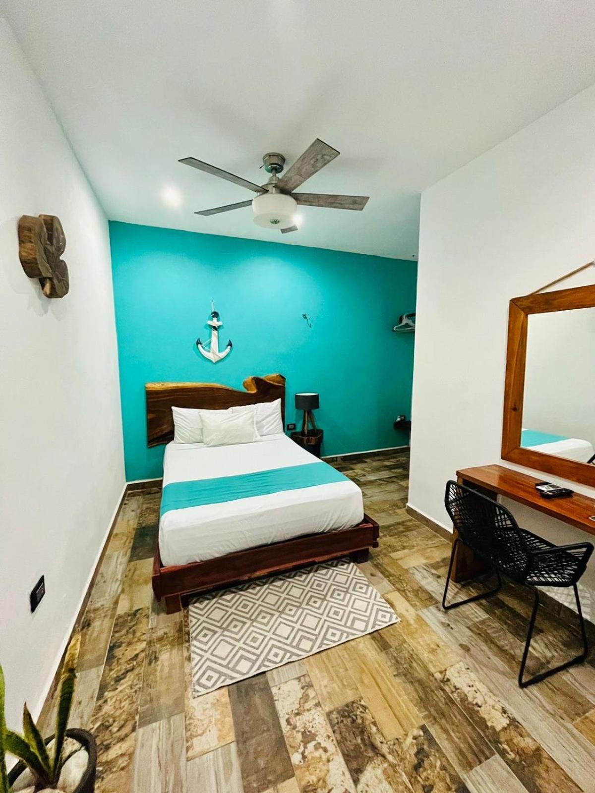 Hotel Y Beach Club Casa Mia Xulha -Bacalar Xul-Ha Eksteriør bilde